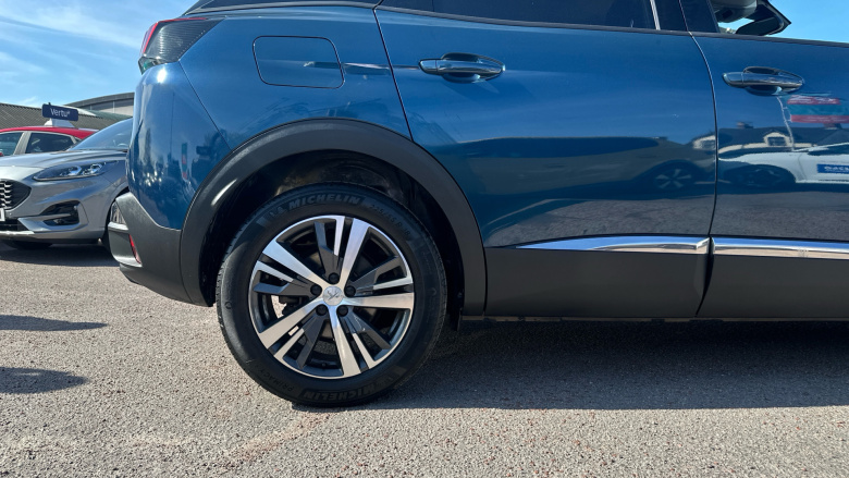 Peugeot 3008 1.2 PureTech Allure Premium+ 5dr Petrol Estate